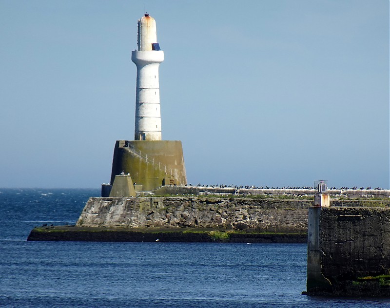 Aberdeen / S Breakwater Head lighthouse
Keywords: Scotland;Aberdeen;North Sea;United Kingdom