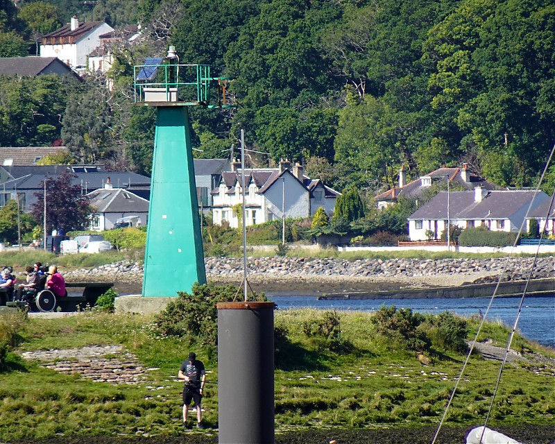 Inverness Harbour / River Ness / Embankment Head / Carnarc Point light
Keywords: Scotland;Inverness;North Sea;United Kingdom