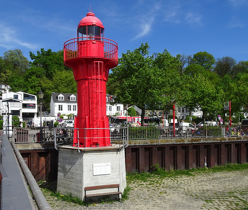Hamburg / Pagensand S?d lighthouse
Keywords: Germany;Hamburg;Elbe