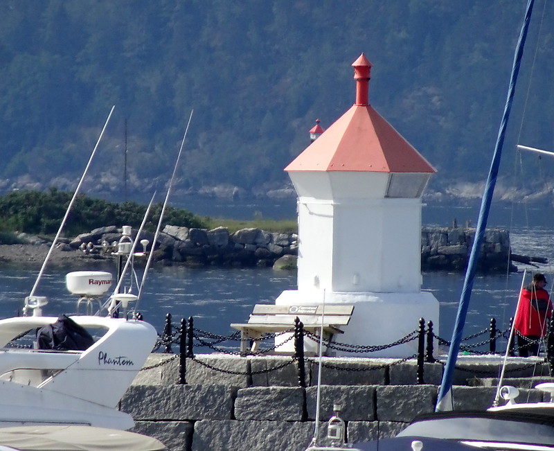 Fagerstrand / Mole Head lighthouse
Keywords: Norway;Oslofjord;Fagerstrand