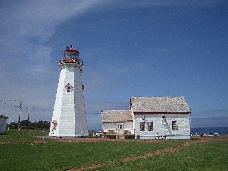 Prince Edward Island / East Point lighthouse
Keywords: Prince Edward Island;Canada;Gulf of Saint Lawrence