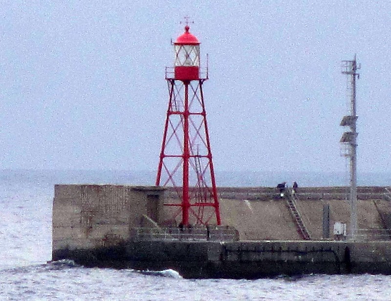 Genova / Molo Duca di Galliera lighthouse
Keywords: Genoa;Italy;Ligurian sea