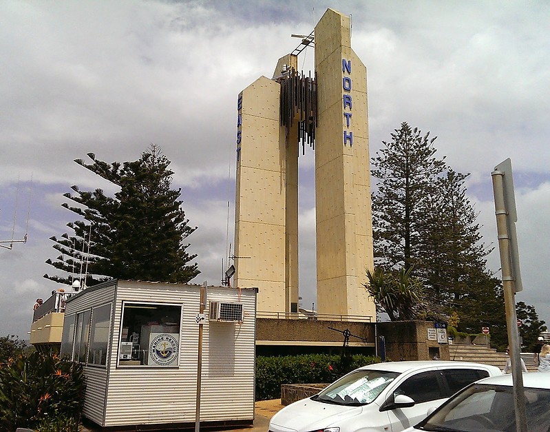 Point Danger (Captain Cook Memorial) Lighthouse
Keywords: Australia;Queensland;Tasman sea