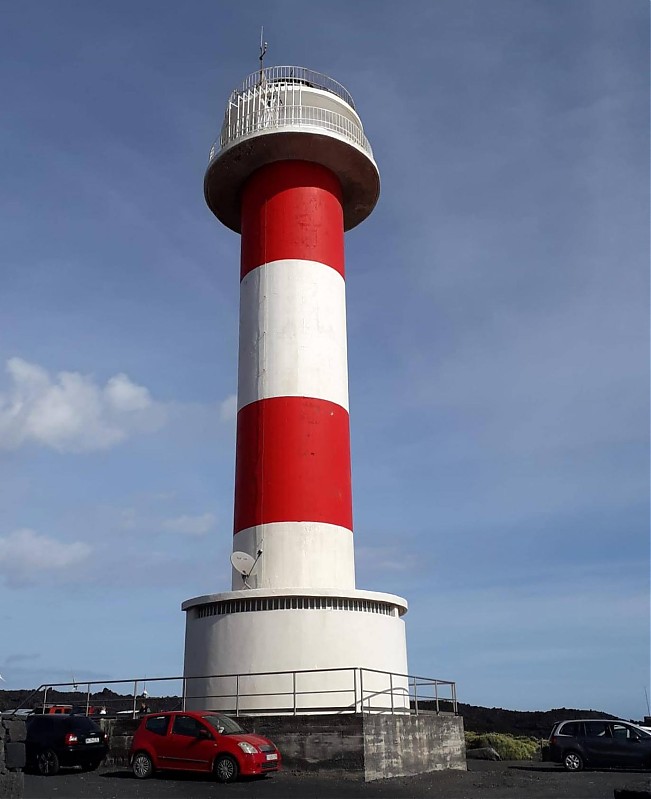 Isla Palma / Punta Fuencaliente new lighthouse
picture: Gesine Mattern
Keywords: Canary islands;La Palma;Atlantic ocean;Spain