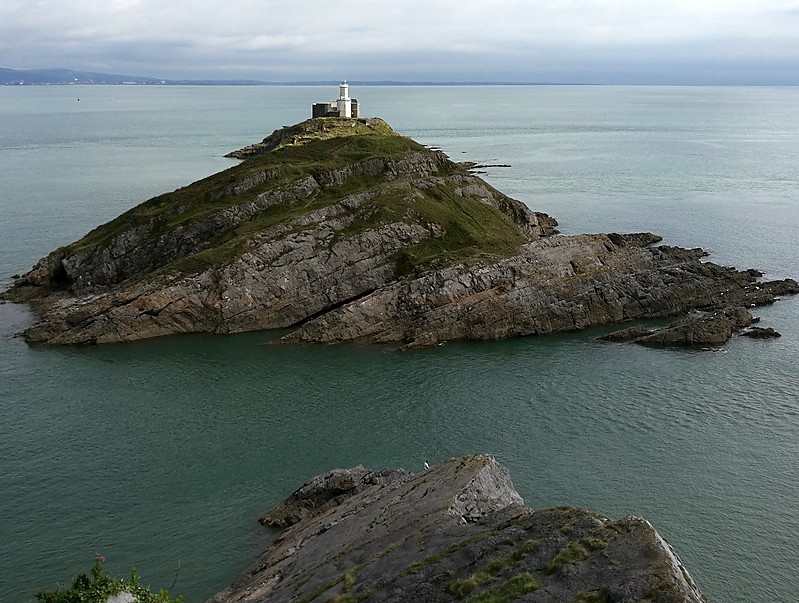 Mumbles lighthouse
Horn(3) 60s
Keywords: Wales;Bristol Channel;United Kingdom