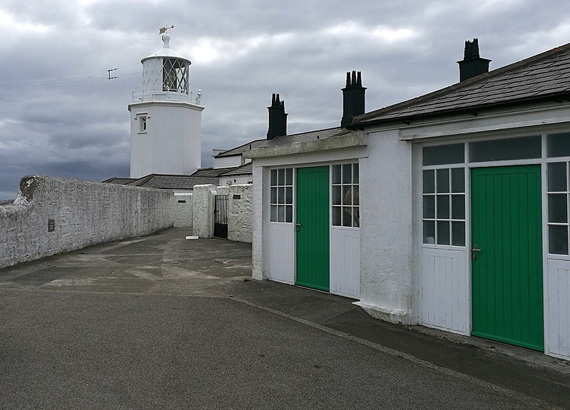 Lizard lighthouse
Horn(1) 30.00s Tr
Keywords: United Kingdom;England;England Channel;Cornwall