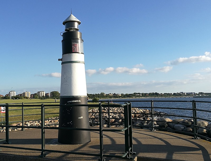 Malmö / Turbinhamnen N lighthouse
Keywords: Sweden;Oresund;Malmo