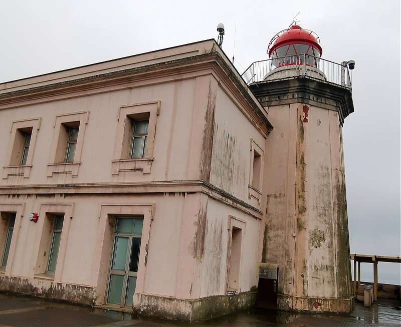 Cabo de Torres Lighthouse
Keywords: Spain;Bay of Biscay;Asturias;Gijon