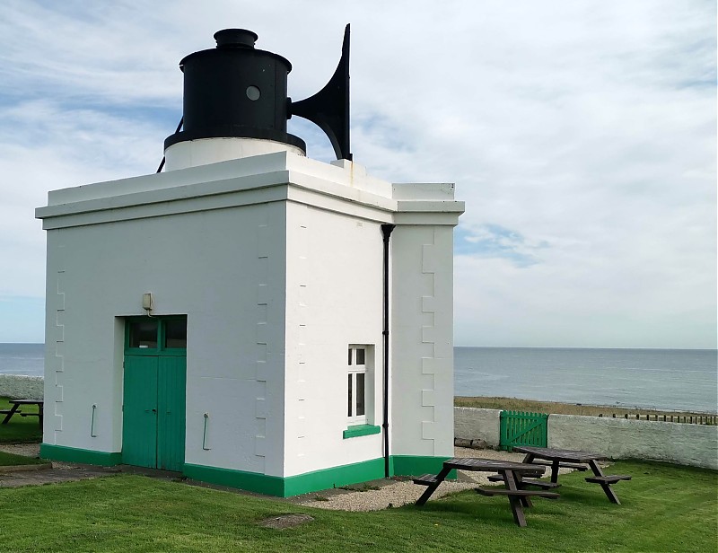 Marsden Head / Souter Lighthouse Foghorn 
Keywords: North Sea;England;United Kingdom;Tyne;Siren