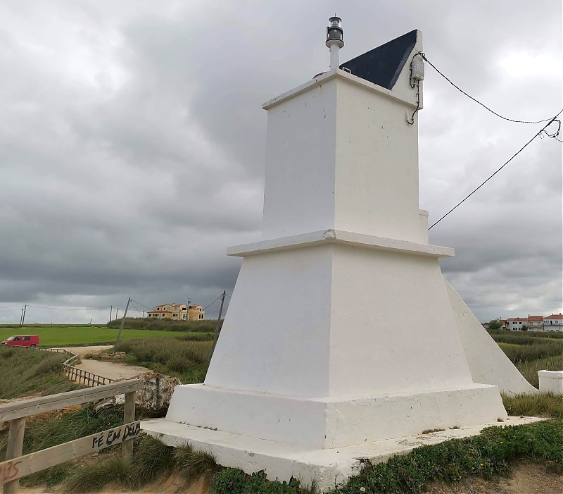 Assenta lighthouse
Keywords: Portugal;Atlantic ocean