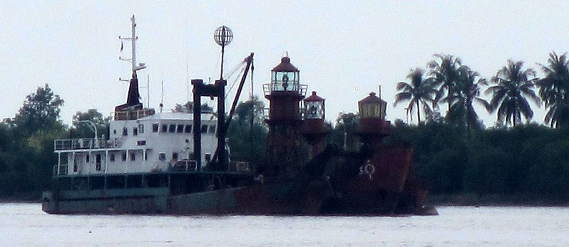 Yangon Lightships
Keywords: Myanmar;Yangon;Lightship
