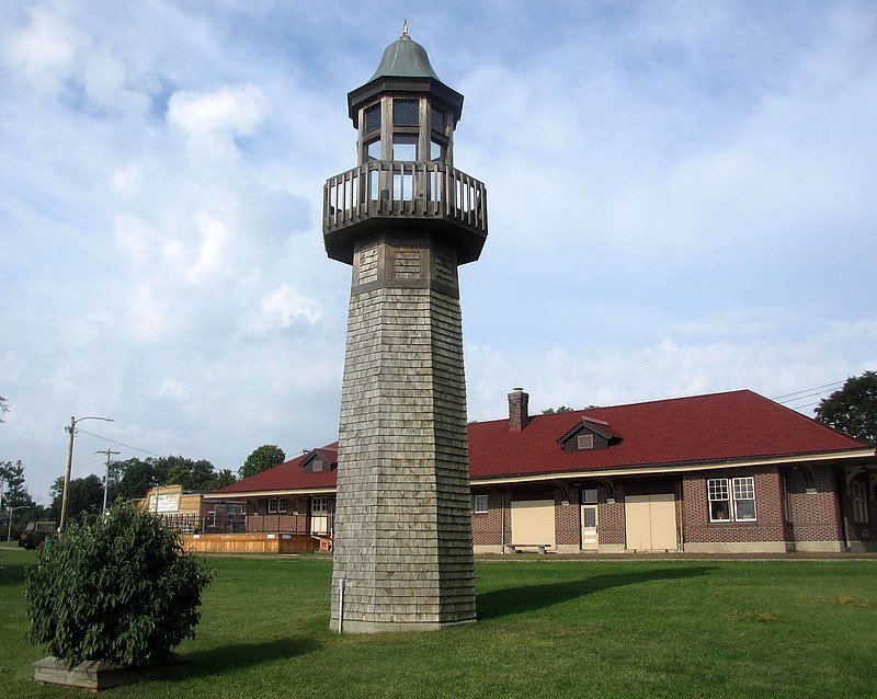 New York / Chautauqua Lake / Mayville Lighthouse
Keywords: New York;United States;Chautauqua Lake
