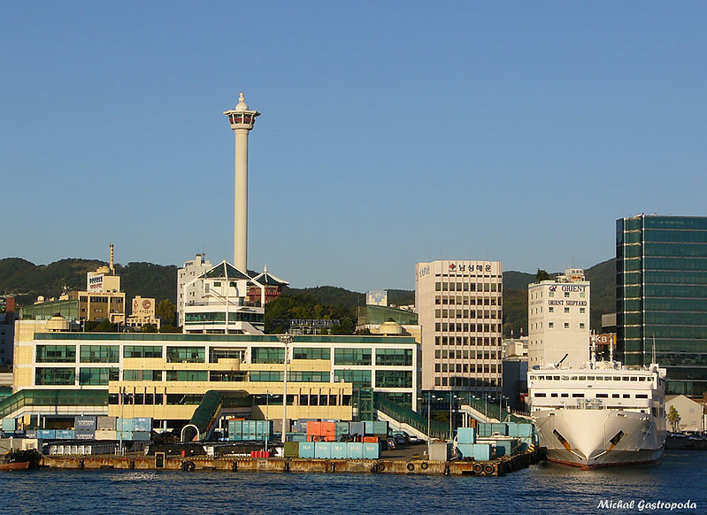 Yongdusan Lighthouse in Pusan
October 2010
Keywords: Busan;South Korea;Korea Strait