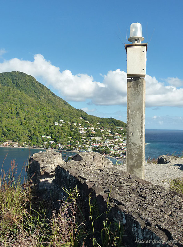 Scott's Head Light
Done in January 2013
Keywords: Dominica;Caribbean sea