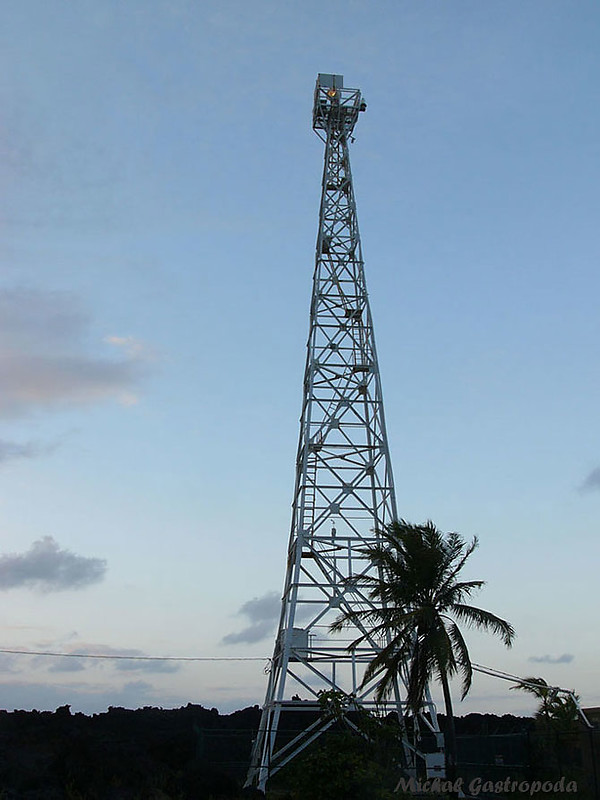Cape Kumukahi Lighthouse on Hawai'i
April 2006
Keywords: Hawaii;Pacific ocean;United States