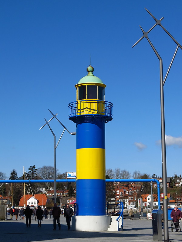 Baltic Sea / Eckernfoerde / Old Harbour lighthouse
Keywords: Baltic Sea;Germany;Eckernforde