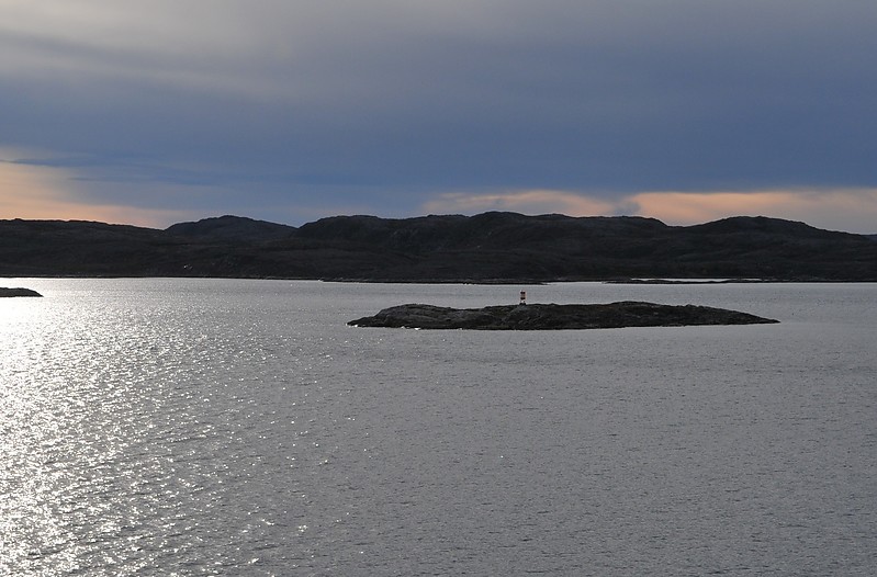 Labrador / Satoarsook Island light
Near Hopedale, Labrador 
Keywords: Atlantic ocean;Labrador Sea;Canada;Labrador;Hopedale