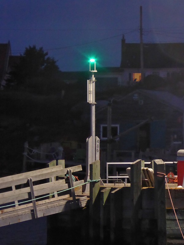 Nova Scotia / Peggy's Cove Wharf Head light
Keywords: Canada;Nova Scotia;Saint Margarets Bay;Atlantic ocean;Night