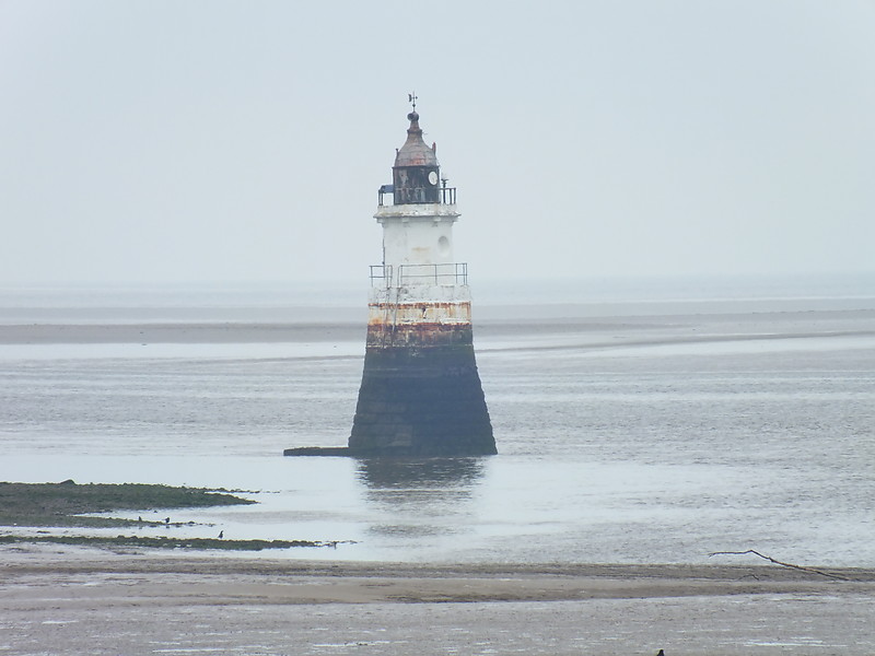 Plover Scar Range Front lighthouse
Keywords: River Lune;Lancaster;England;United Kingdom;Irish sea
