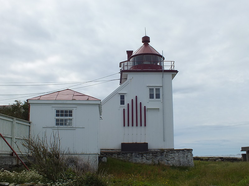 Tungenes lighthouse
Keywords: Byfjord;Stavanger;Rogaland;Norway;North Sea