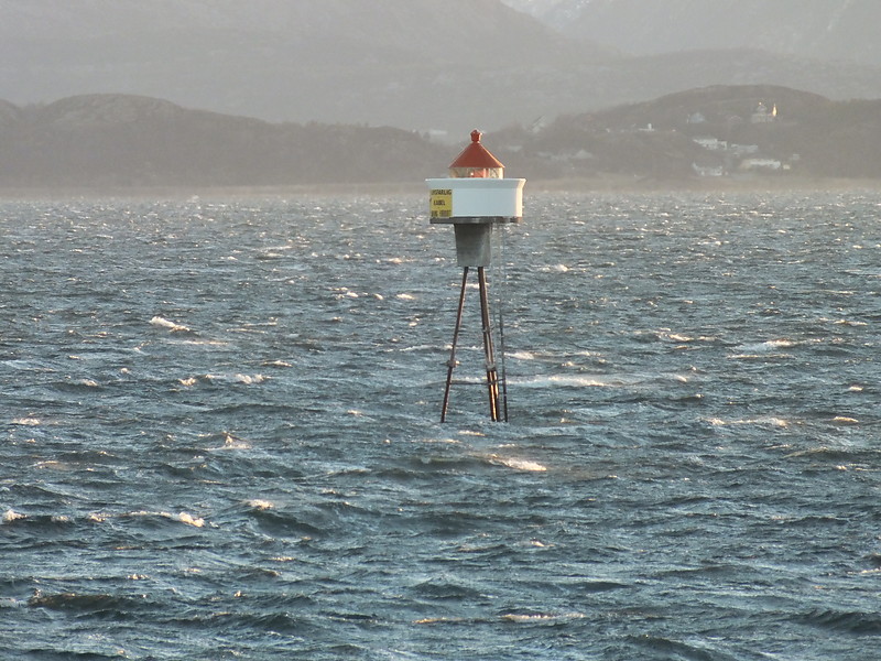Ribeflua lighthouse
Keywords: Grandevika;Norway;Norwegian sea;Offshore