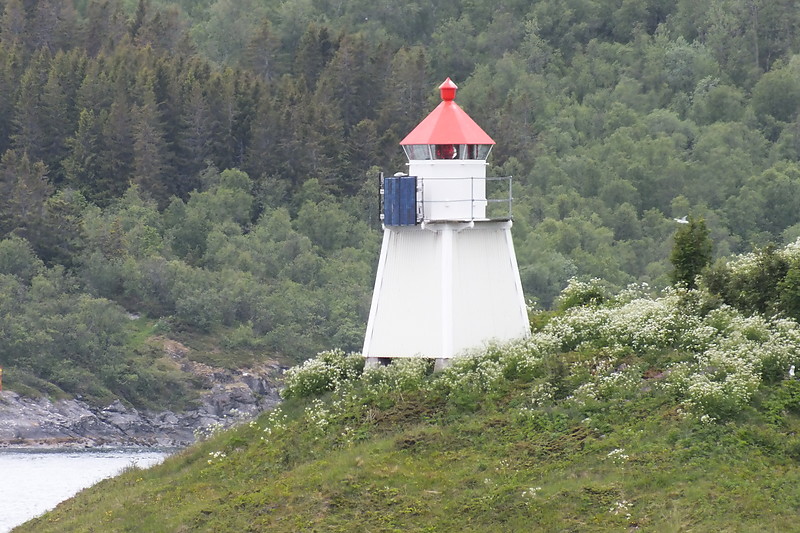 Mågøy lighthouse
Keywords: Harstad;Vagsfjorden;Norway;Norwegian sea