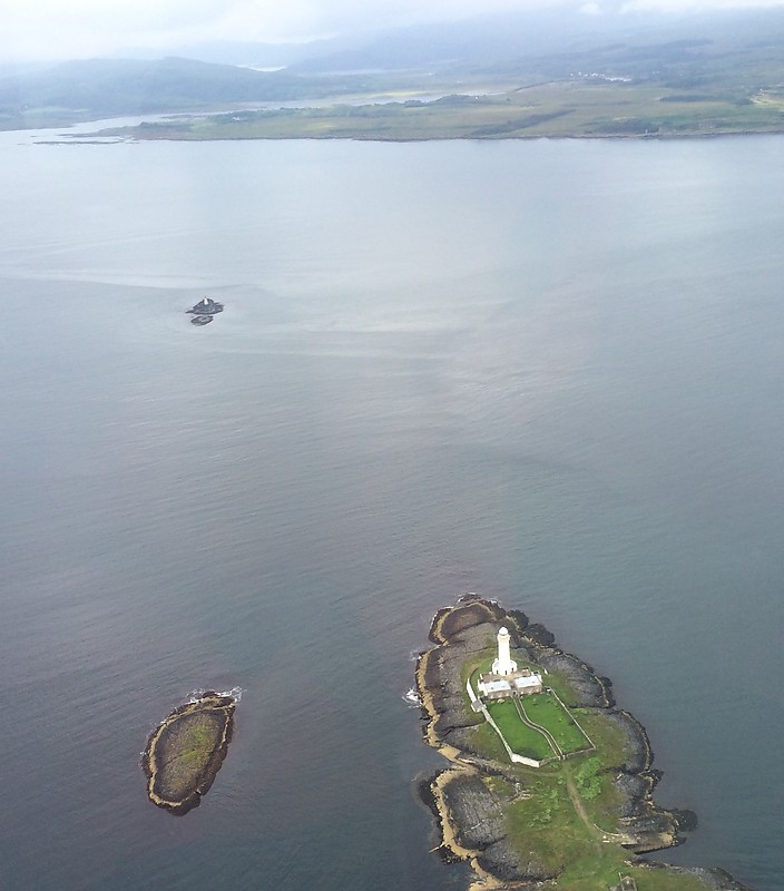 Lismore Lighthouse - aerial view
Visible from Oban, Rotating Fresnel Lens, White Granite Tower, Owned and Maintained by the Northern Lighthouse Board,
Keywords: Sound of Mull;Scotland;United Kingdom;Lismore;Oban;Firth of Lorn;Aerial