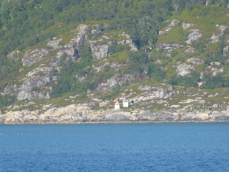 Kaldfjord light
Keywords: Norway;Norwegian sea;Kvaloya