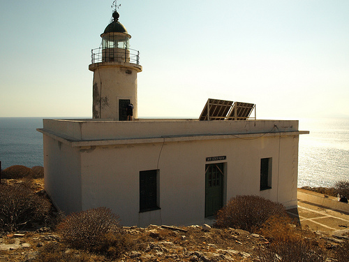 Aspropunta lighthouse
Source of the photo: [url=http://www.faroi.com/]Lighthouses of Greece[/url]

Keywords: Greece;Folegandros;Aegian sea