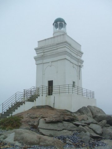 Stompneus Point lighthouse
Source: [url=http://lighthouses-of-sa.blogspot.ru/]Lighthouses of S Africa[/url]
Keywords: Shelley Point;South Africa;Atlantic ocean