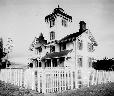 California / Point Fermin lighthouse
Photo from [url=http://www.uscg.mil/history/weblightships/LightshipIndex.asp]US Coast Guard site[/url]
Keywords: United States;Pacific ocean;Historic;California