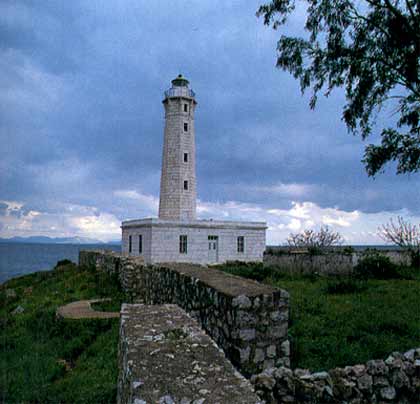 Kranai lighthouse
AKA Gythio, Gytheio
Source of the photo: [url=http://www.faroi.com/]Lighthouses of Greece[/url]

Keywords: Githio;Greece;Mediterranean sea