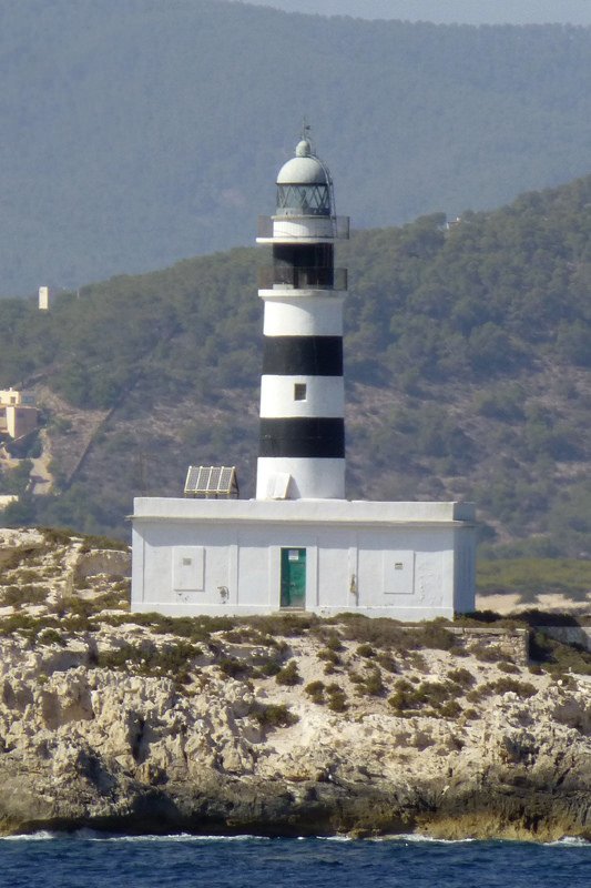 Ibiza / Islote de's Penjats lighthouse
AKA Islote Ahorcados, Los Freus, Freu Grande
Author of the photo: [url=https://www.flickr.com/photos/45898619@N08/]Paddy Ballard[/url]

Keywords: Ibiza;Spain;Mediterranean sea;Balearic islands