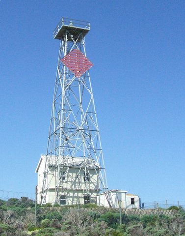 Quoin Point lighthouse
Source: [url=http://lighthousesof-sa.blogspot.ru/]Lighthouses of S Africa[/url]
Keywords: South Africa;Atlantic ocean