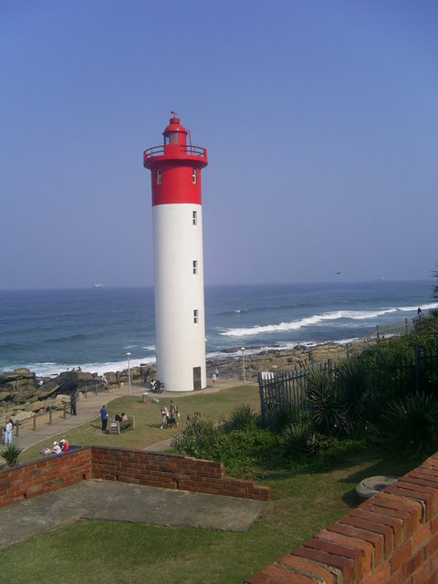 Umhlanga Rocks lighthouse
Source: [url=http://lighthouses-of-sa.blogspot.ru/]Lighthouses of S Africa[/url]
Keywords: South Africa;Atlantic ocean;Durban