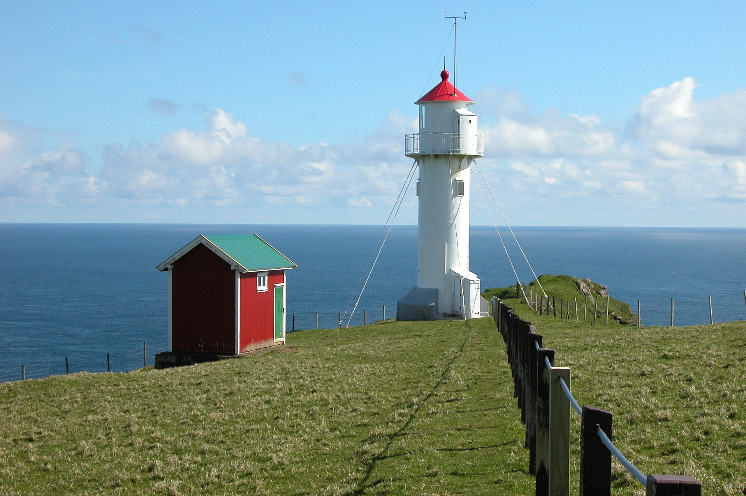 Akraberg lighthouse
Author of the photo: [url=http://www.jenskjeld.info/]Marita Gulklett[/url]

Keywords: Faroe Islands;Atlantic ocean