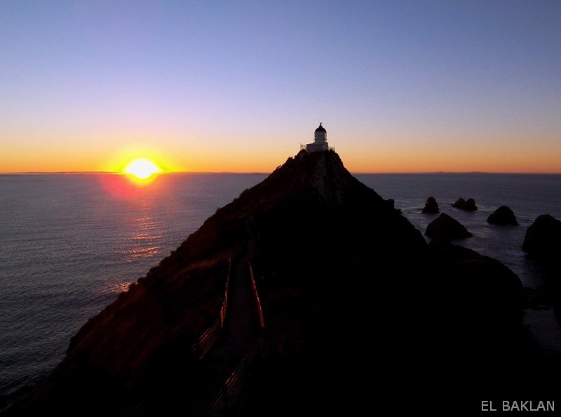South Island / Dunedin-Otago Region / Nugget Point Lighthouse
Keywords: New Zealand;Pacific ocean;South Island;Sunset