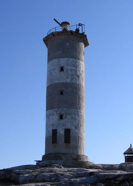 Barents sea /  East Litskiy lighthouse
AKA Vostochnaya Litsa
Source ????????.???
Keywords: Kola Peninsula;Russia;Barents sea