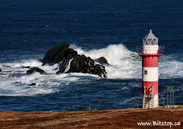 Newfoundland / Green Point lighthouse
AKA Bay Roberts
Source: [url=http://bitstop.squarespace.com]Bit Stop[/url]
Keywords: Newfoundland;Canada;Atlantic ocean