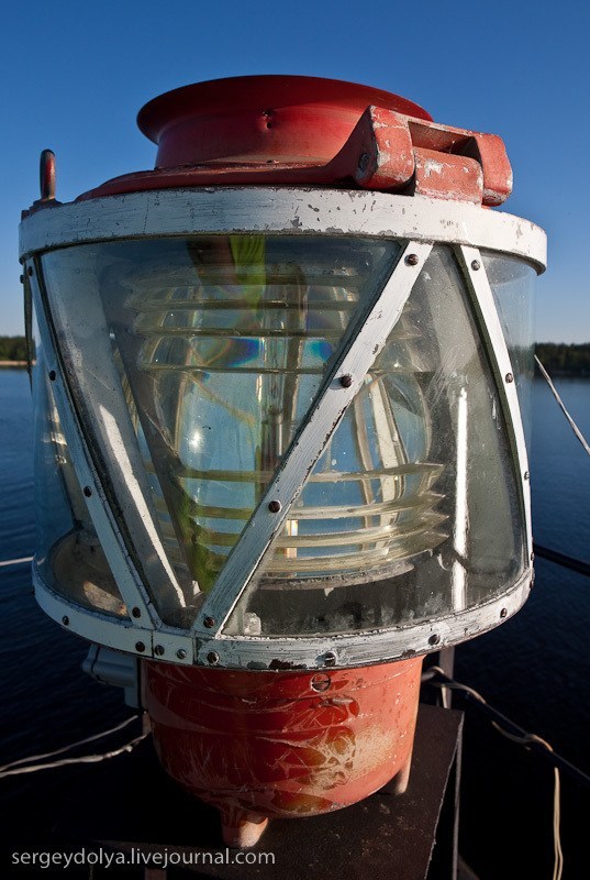 Ladoga lake / Dalekaya Bay (Saunasaari) light - lamp
Author of the photo: [url=http://sergeydolya.livejournal.com/]Sergey Dolya[/url]

Keywords: Ladoga lake;Russia