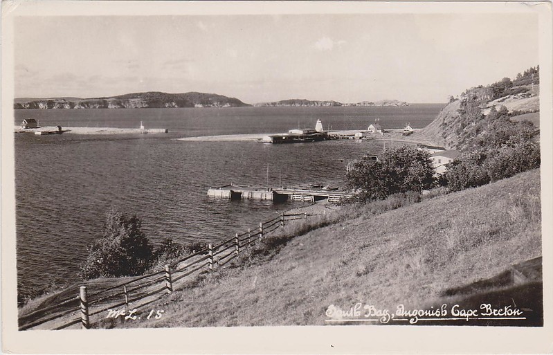 Nova Scotia / Old Ingonish Harbour Lighthouse
Keywords: Nova Scotia;Historic;Canada;Ingonish
