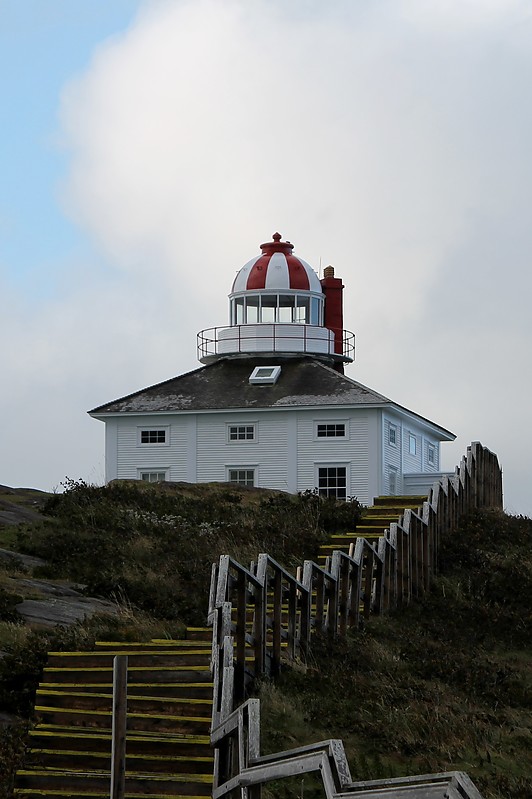 Newfoundland / Cape Spear Lighthouse (old)
Author of the photo: [url=https://www.flickr.com/photos/bobindrums/]Robert English[/url]
Keywords: Newfoundland;Saint Johns;Atlantic ocean;Canada