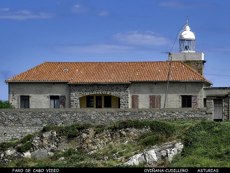 Riegoabajo / Cabo de Vidio lighthouse
Author of the photo: [url=https://www.flickr.com/photos/69793877@N07/]jburzuri[/url]
Keywords: Spain;Galicia;Bay of Biscay