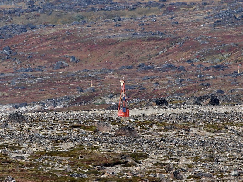 Frederiksdal West Range Rear light
Hope these range lights are identified correctly
Author of the photo: [url=https://www.flickr.com/photos/bobindrums/]Robert English[/url]
Keywords: Frederiksdal;Greenland