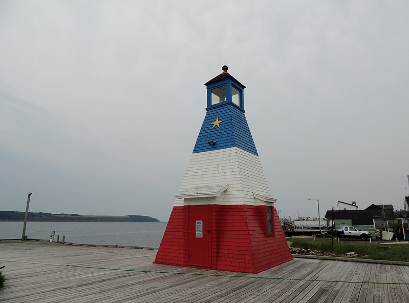 Nova Scotia / Cheticamp Harbour range front Lighthouse
Author of the photo: [url=https://www.flickr.com/photos/bobindrums/]Robert English[/url]

Keywords: Nova Scotia;Canada;Gulf of Saint Lawrence