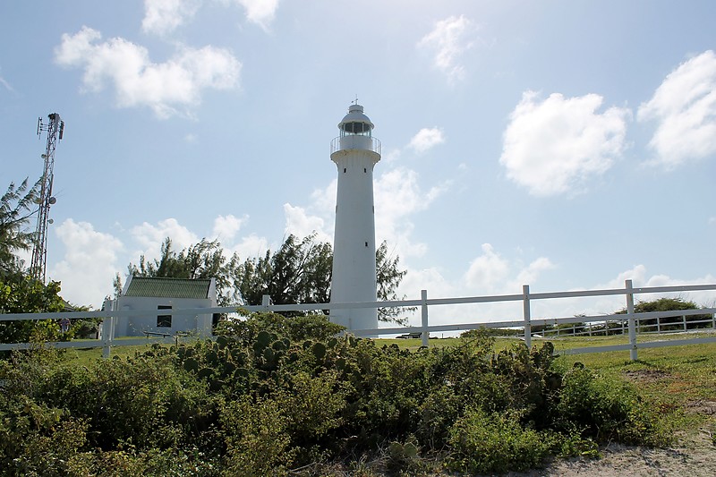 Grand Turk lighthouse
Author of the photo: [url=https://www.flickr.com/photos/bobindrums/]Robert English[/url]
Keywords: Turks and Caicos Islands;Grand Turk;Atlantic ocean