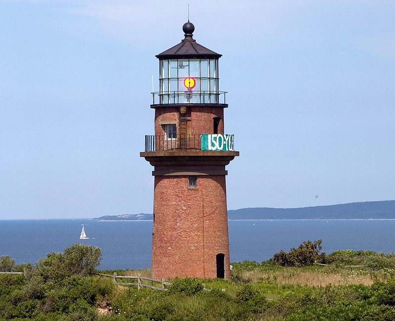 Massachusetts / Gay Head Lighthouse
Photo source:[url=http://lighthousesrus.org/index.htm]www.lighthousesRus.org[/url]
Keywords: United States;Massachusetts;Atlantic ocean;Marthas Vineyard