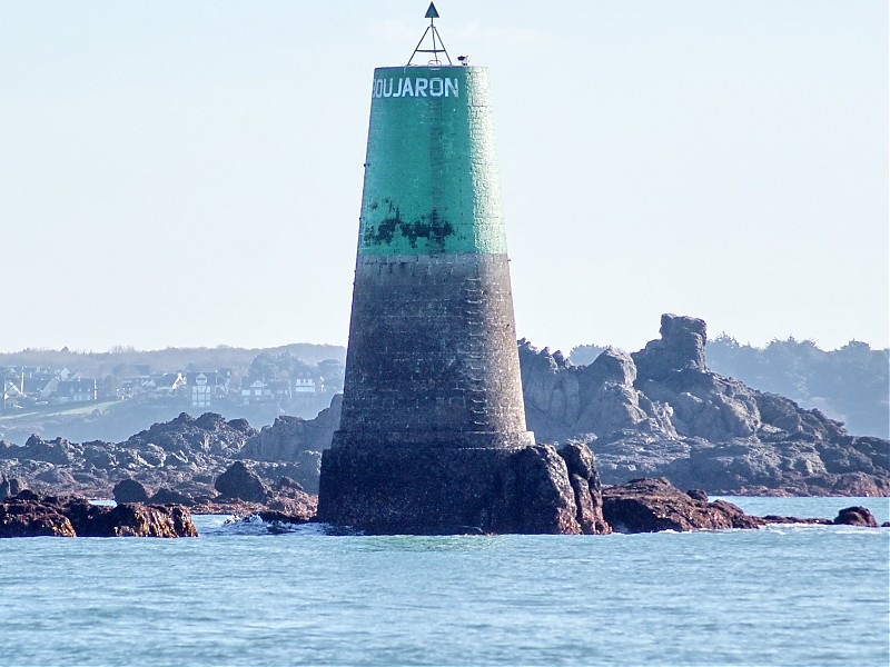 Brittany / St Malo / La Boujaron Daymark
Keywords: Brittany;Saint Malo;France;English channel;Offshore