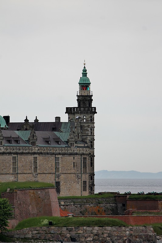 Öresund / Helsingör / Kronborg Castle (Elsinore) Light
Author of the photo: [url=https://www.flickr.com/photos/bobindrums/]Robert English[/url]

Keywords: Oresund;Helsingor;Denmark