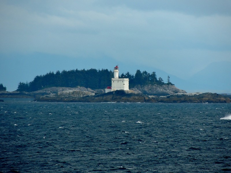 British Columbia / Triple Islands lighthouse
Author of the photo: [url=https://www.flickr.com/photos/bobindrums/]Robert English[/url]

Keywords: British Columbia;Canada;Pacific ocean